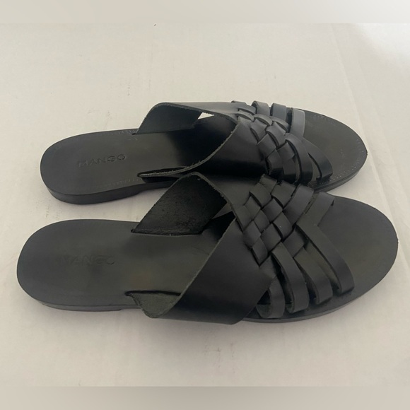 Mango women's 6.5 flat black leather woven strappy sandals EUC - Picture 4 of 11